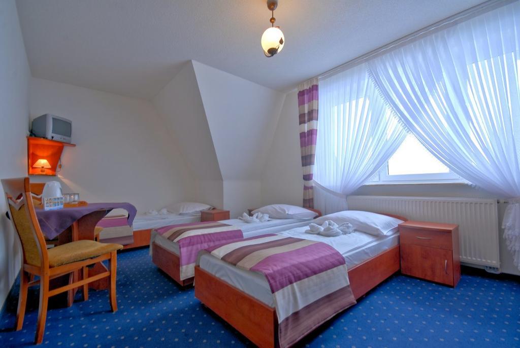 Dom Wczasowy Angelika Basen Jacuzzi Sauna W Cenie Pobytu Мужасихле Экстерьер фото