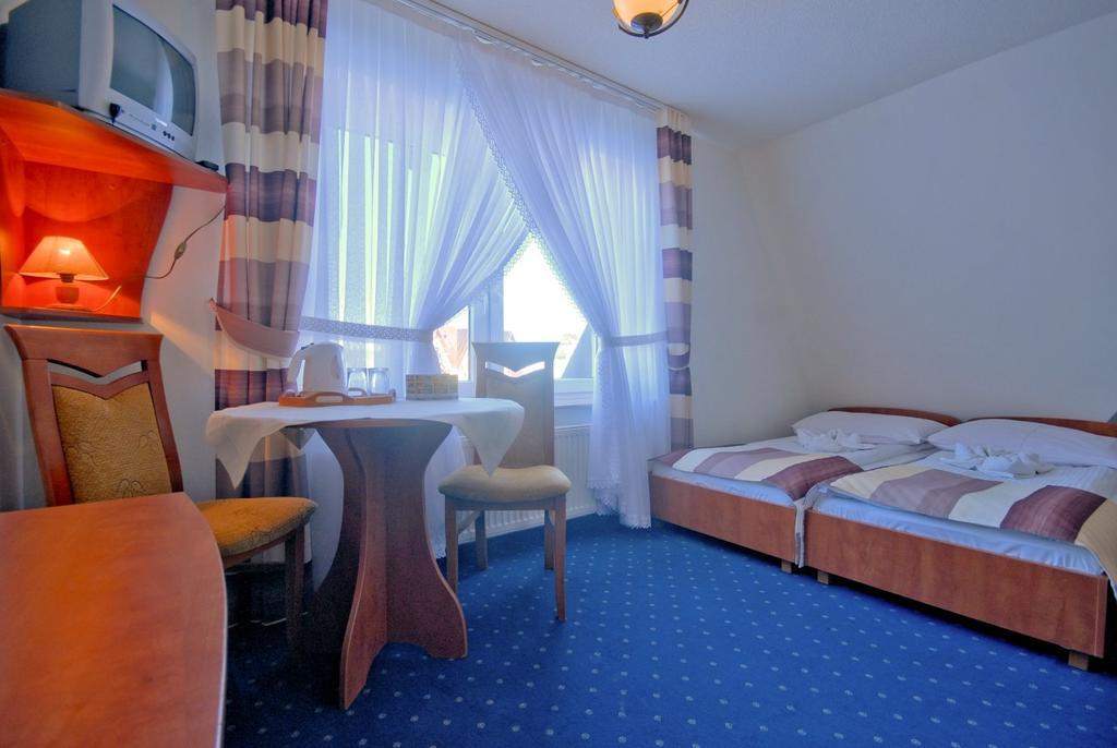 Dom Wczasowy Angelika Basen Jacuzzi Sauna W Cenie Pobytu Мужасихле Экстерьер фото